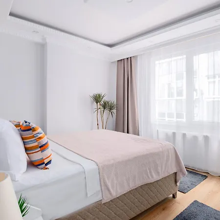 New Building In Sisli - 1gbps Wifi - Ac - Elevator Istanbul