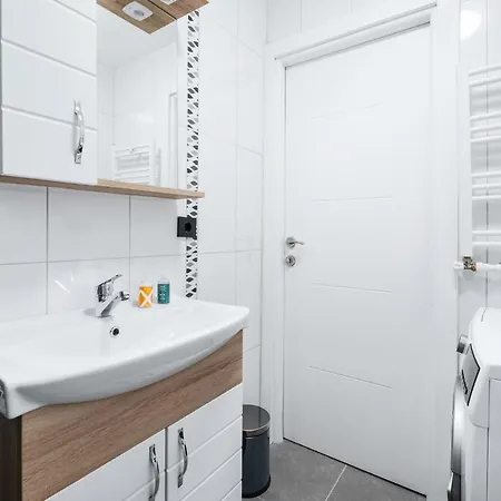 Apartment New Building In Sisli - 1gbps Wifi - Ac - Elevator